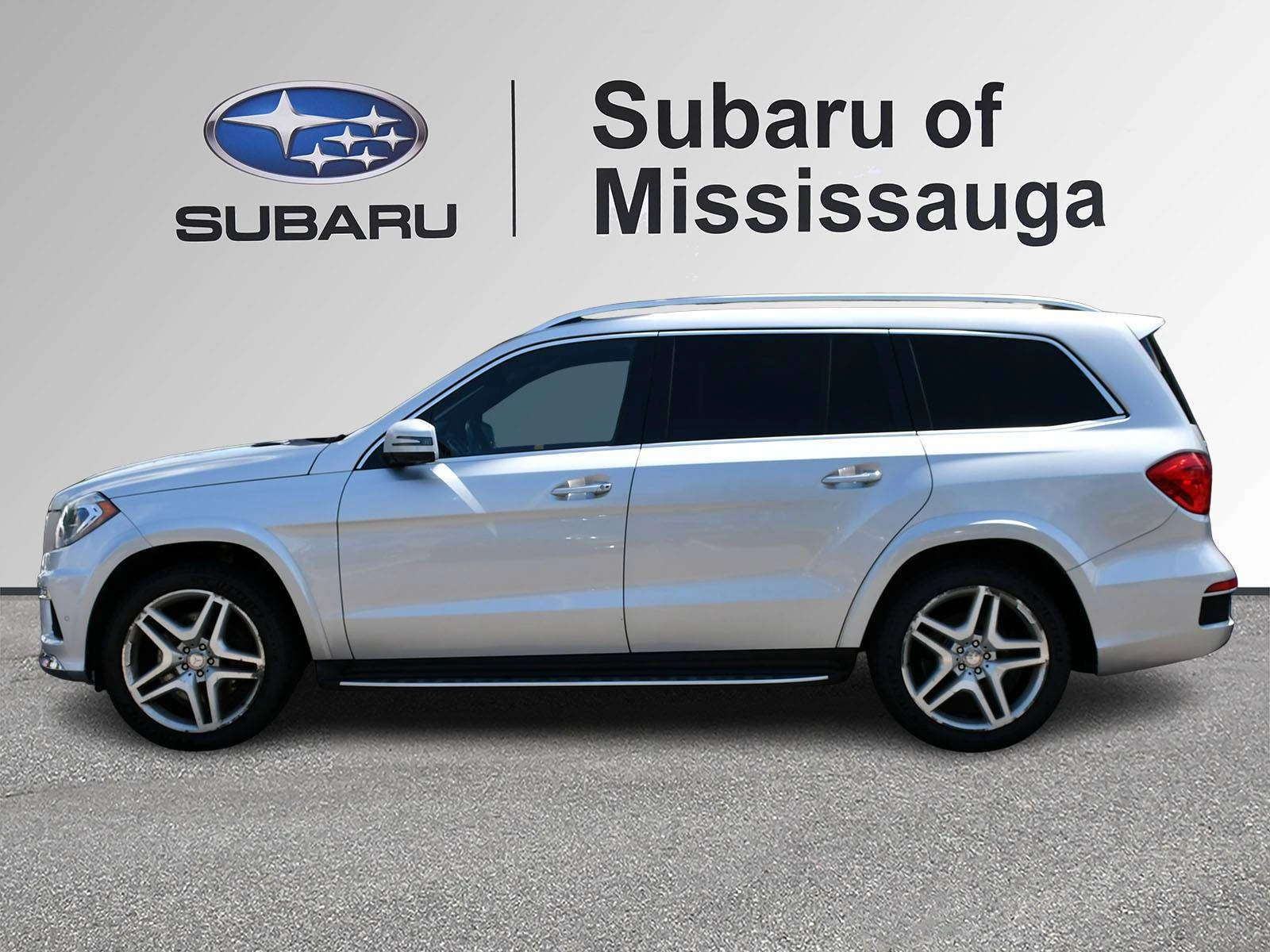 Mercedes-Benz GL GL 350| 1OWNER | 29 SERVICES | CLEAN CARFAX | , снимка 4 - Автомобили и джипове - 56017778