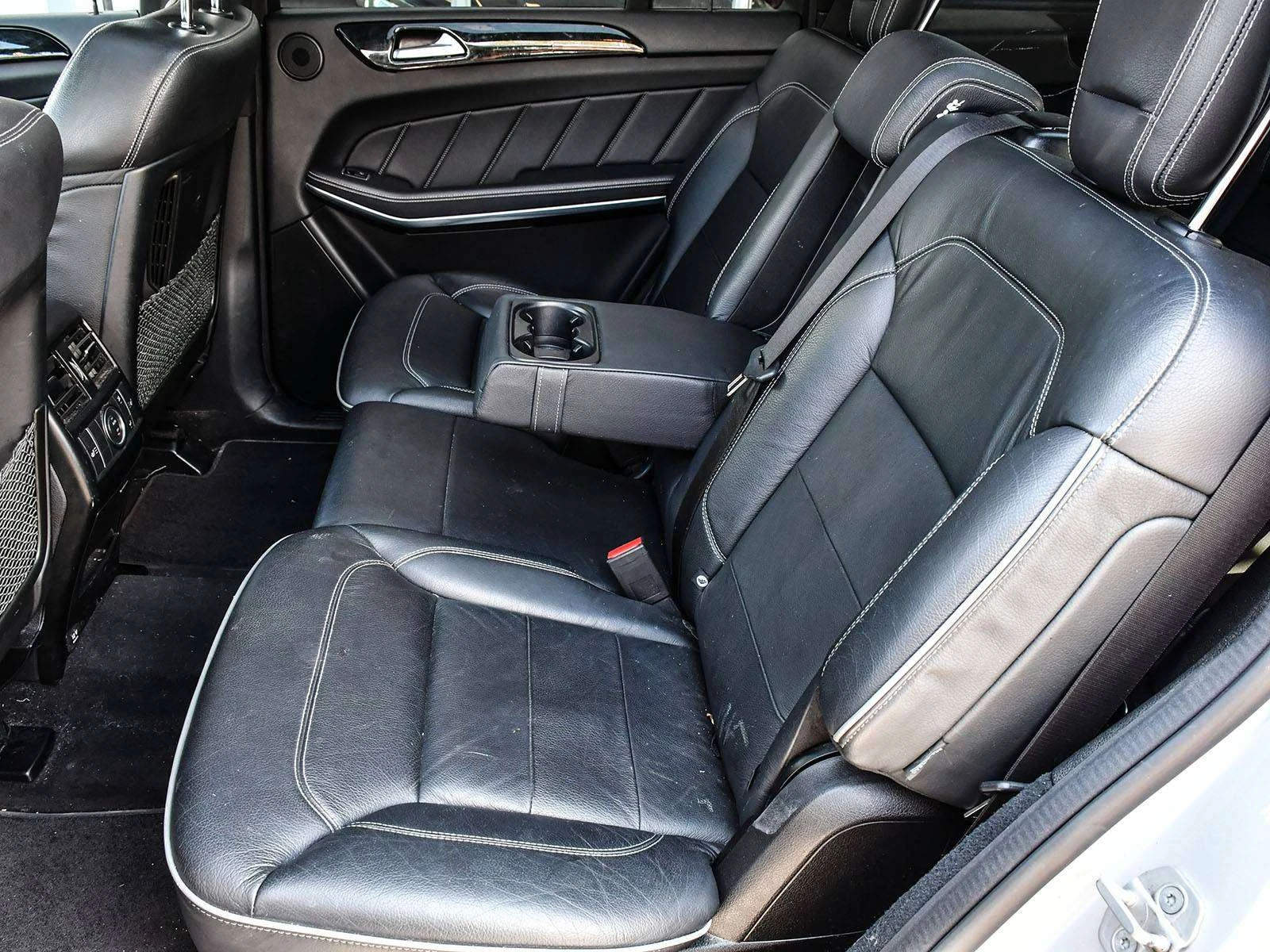 Mercedes-Benz GL GL 350| 1OWNER | 29 SERVICES | CLEAN CARFAX | , снимка 17 - Автомобили и джипове - 56017778