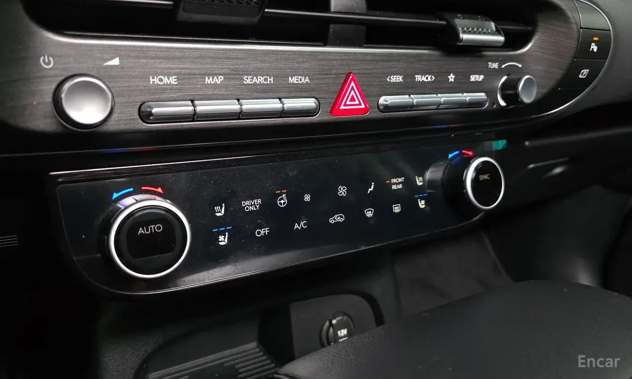 Hyundai Santa fe 2.5T* EXCLUSIVE* 9* МЕСТА* ОБДУХВАНЕ* 360КАМЕРА* L, снимка 8 - Автомобили и джипове - 56182851