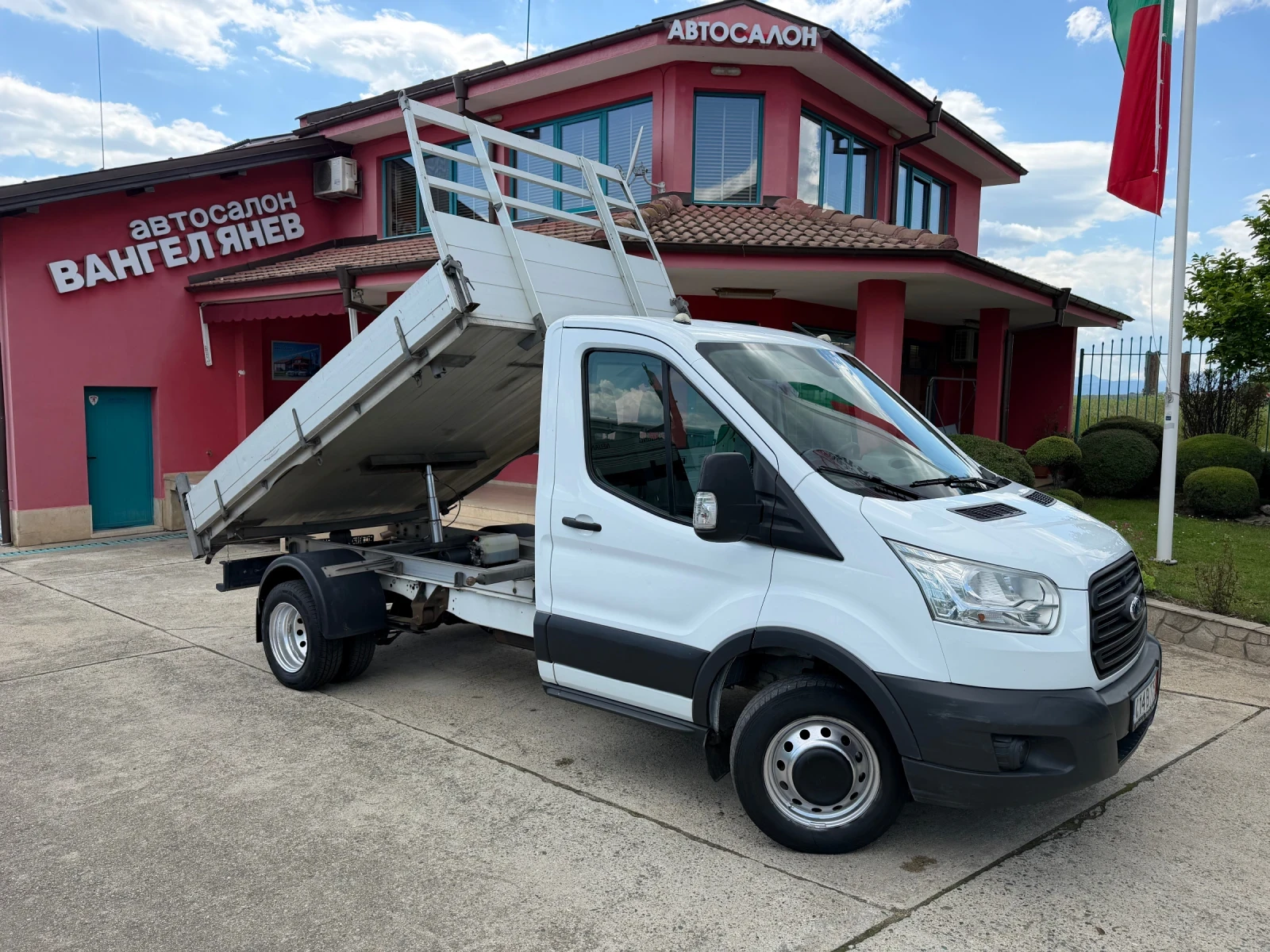 Ford Transit 2.2TDCi* Euro5* Тристранен самосвал* 3.20м кош, снимка 13 - Бусове и автобуси - 54660619