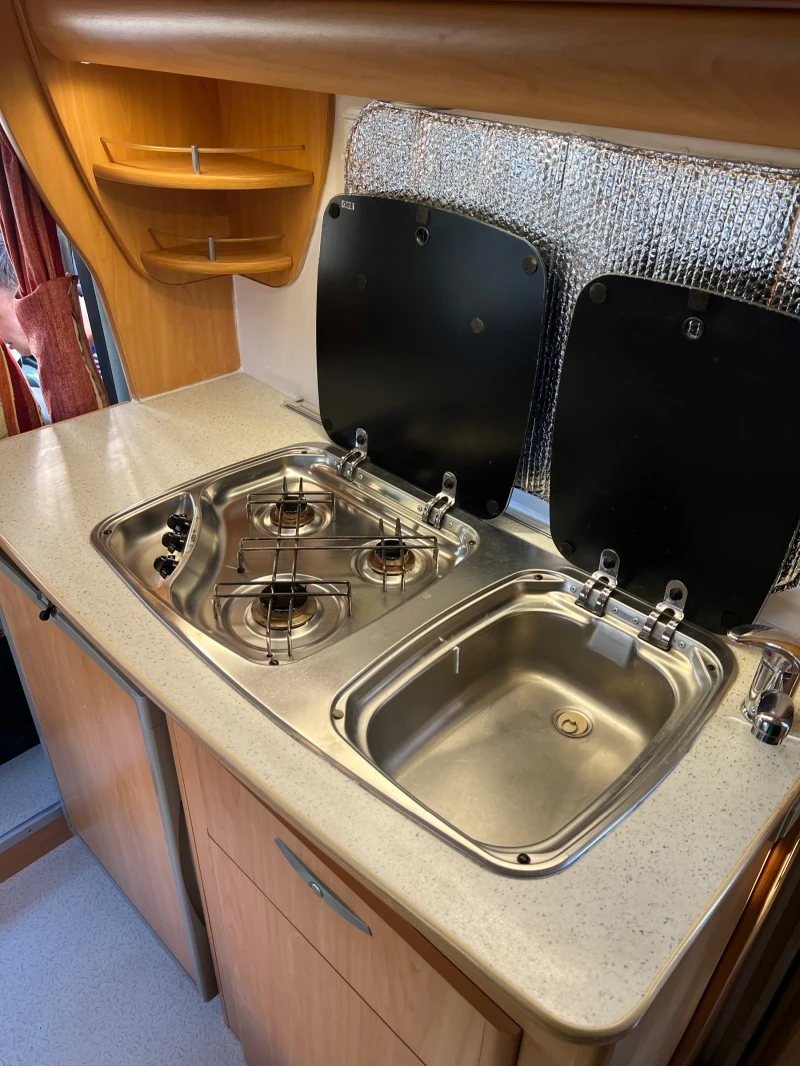 Кемпер Chausson Welcome55, снимка 7 - Каравани и кемпери - 52117174