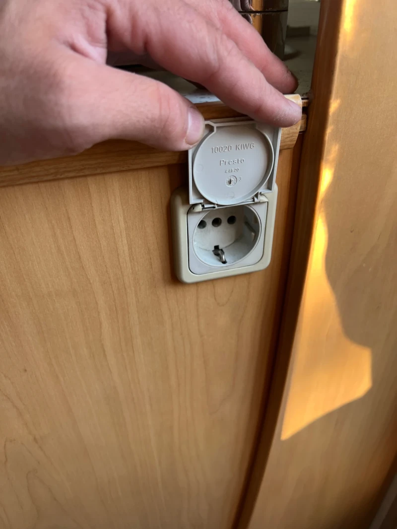 Кемпер Chausson Welcome55, снимка 15 - Каравани и кемпери - 52117174