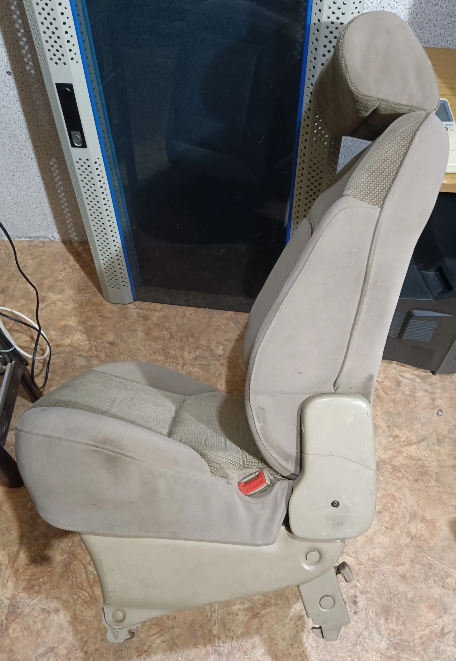   , , ,  | Mobile.bg   3