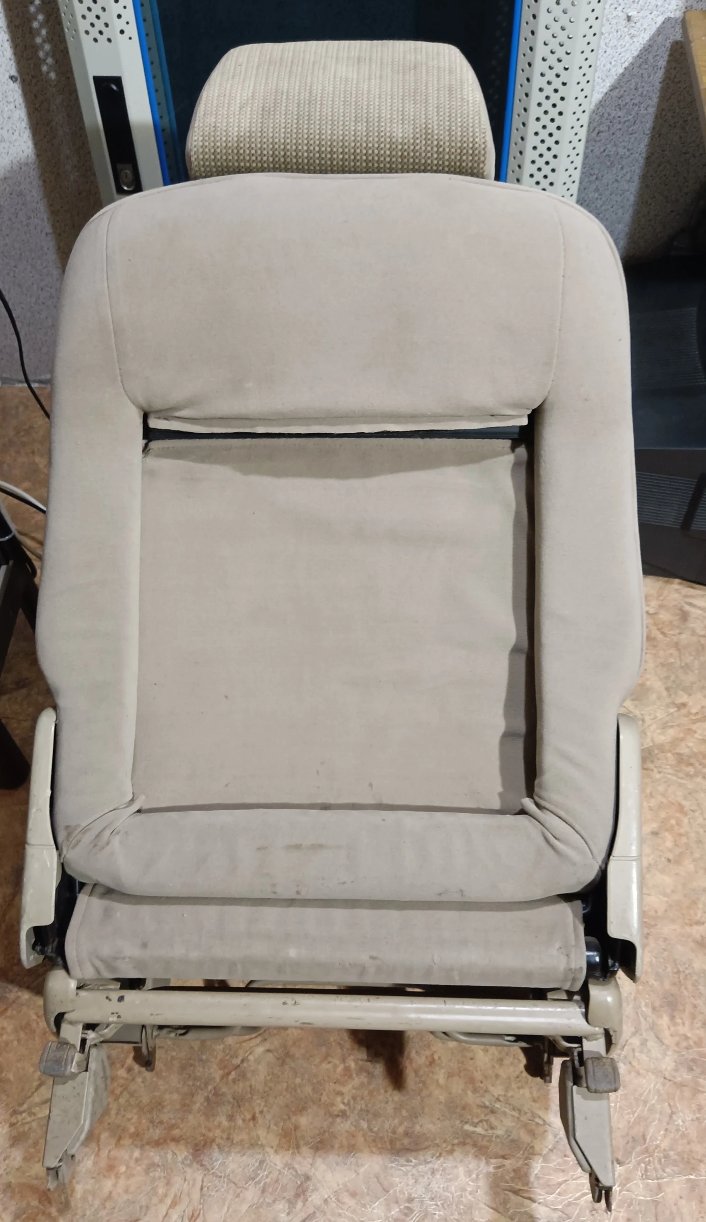   , , ,  | Mobile.bg   2