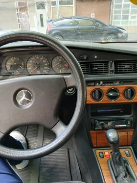 Mercedes-Benz 190, снимка 8