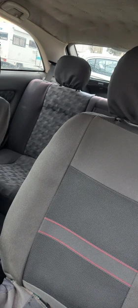 Opel Astra 1, 2 - 900 € / 1760.25 лв. - 82935079 5