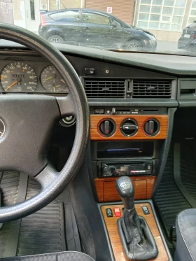 Mercedes-Benz 190 undefined | Auto.bg — изображение 9