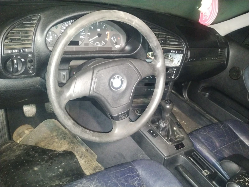 BMW 318 2 бр 1.8I и 1.8TDS, снимка 12 - Автомобили и джипове - 48454379