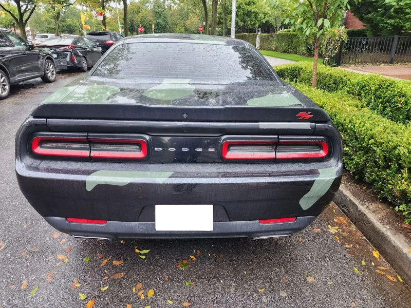 Dodge Challenger R/T* Перфектна, снимка 5 - Автомобили и джипове - 47524865