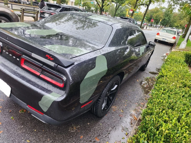 Dodge Challenger R/T* Перфектна, снимка 4 - Автомобили и джипове - 47524865