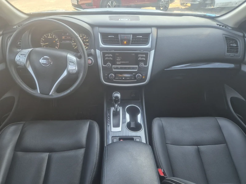 Nissan Altima, снимка 13 - Автомобили и джипове - 48052062