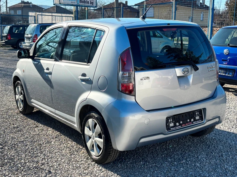 Daihatsu Sirion 1.0 БЕНЗИН FACE LIFT КЛИМАТИК 5 ВРАТИ, снимка 5 - Автомобили и джипове - 48617743