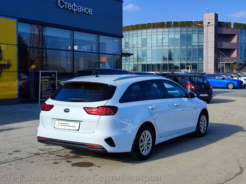 Kia Ceed SW 1.6 CRDi (116hp) MT6, снимка 8 - Автомобили и джипове - 49008604