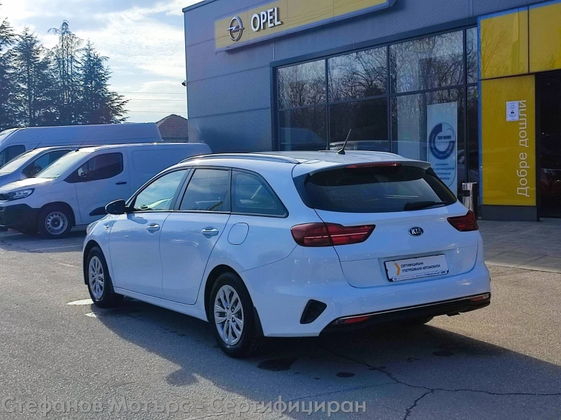 Kia Ceed SW 1.6 CRDi (116hp) MT6, снимка 6 - Автомобили и джипове - 49008604