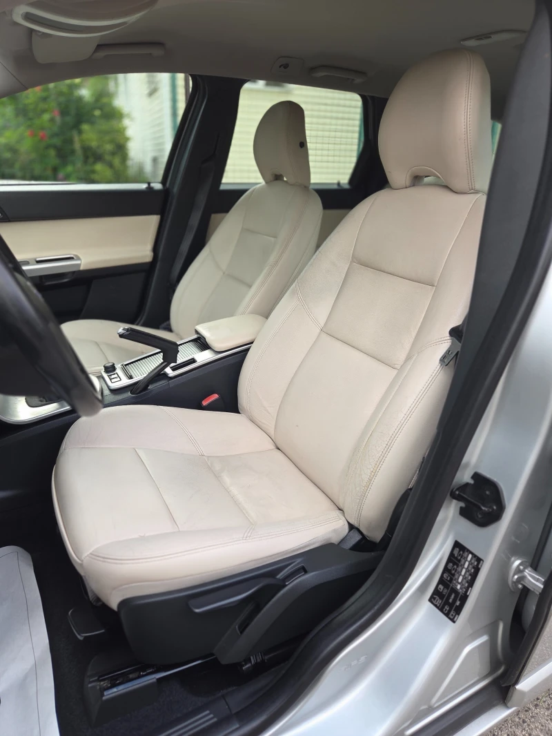 Volvo V50 D2 R-DESIGN УНИКАТ, снимка 7 - Автомобили и джипове - 51324179
