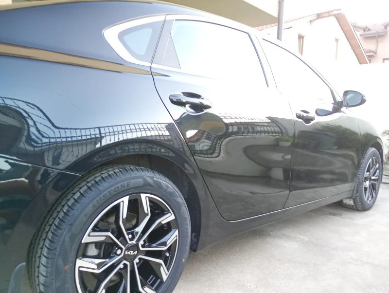 Kia Ceed Ceeb forte EX, снимка 9 - Автомобили и джипове - 52428206