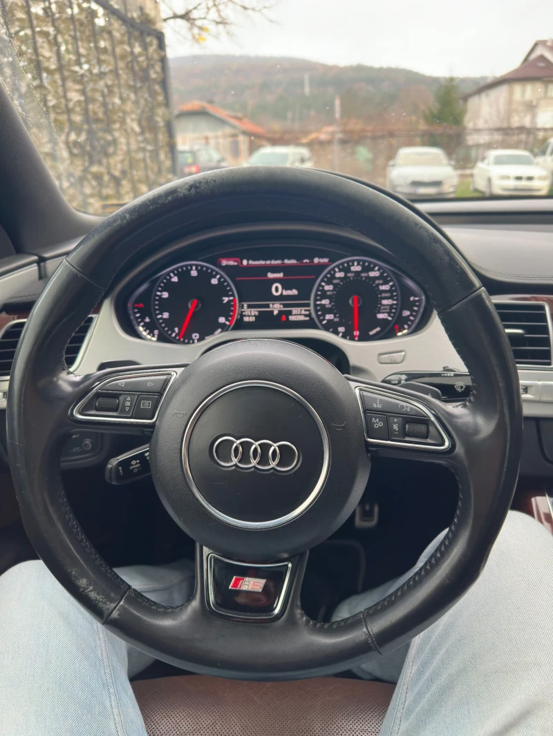 Audi A8, снимка 8 - Автомобили и джипове - 52772371