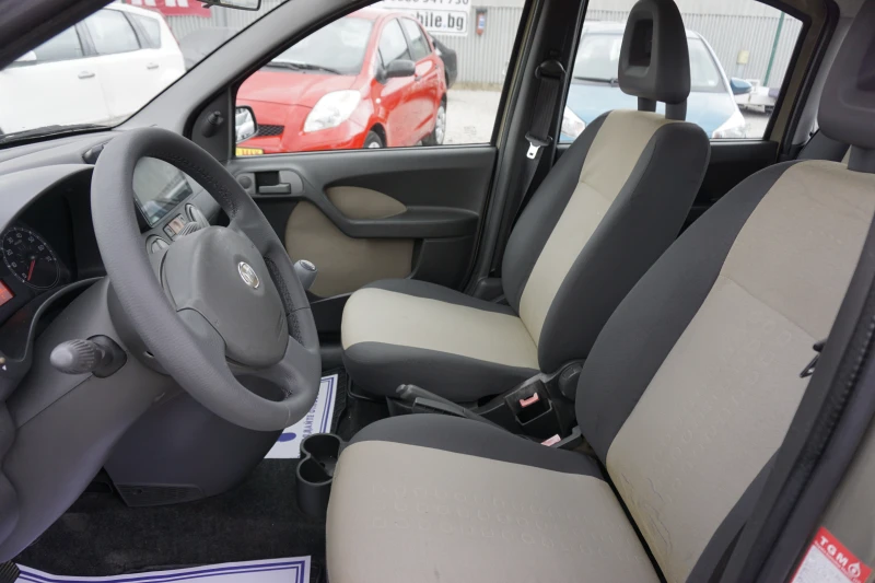 Fiat Panda 1.2i/Навигация/Обслужен, снимка 13 - Автомобили и джипове - 53011014