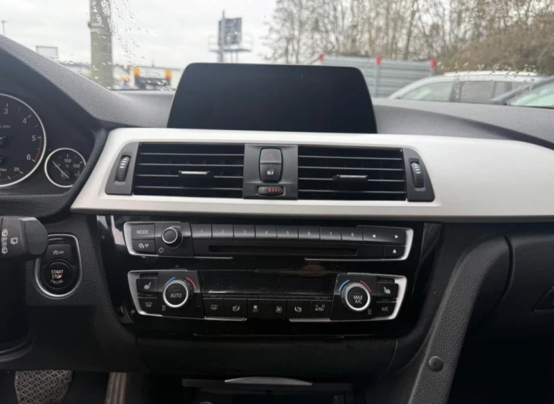 BMW 320 B47 X-drive, снимка 5 - Автомобили и джипове - 53206520