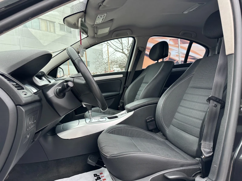 Renault Laguna, снимка 7 - Автомобили и джипове - 53363153