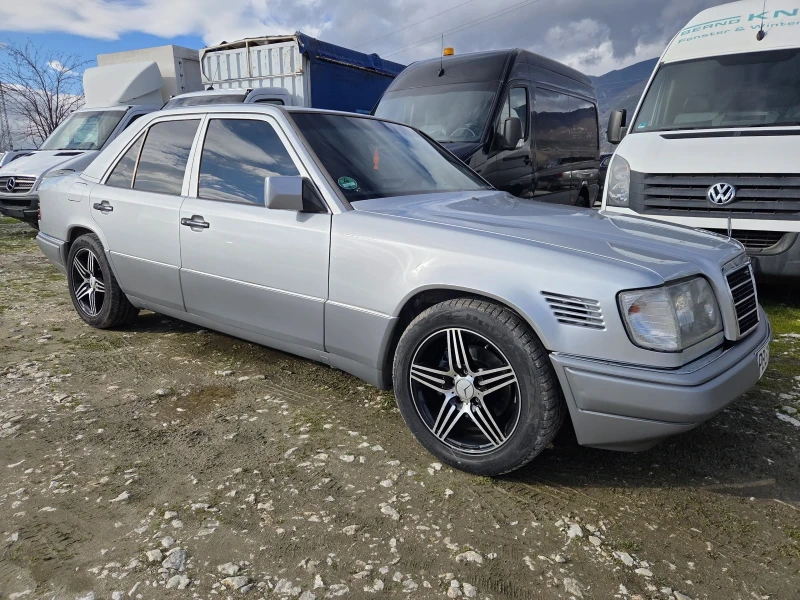Mercedes-Benz 124 250D 113кс.климатик, снимка 10 - Автомобили и джипове - 53394800