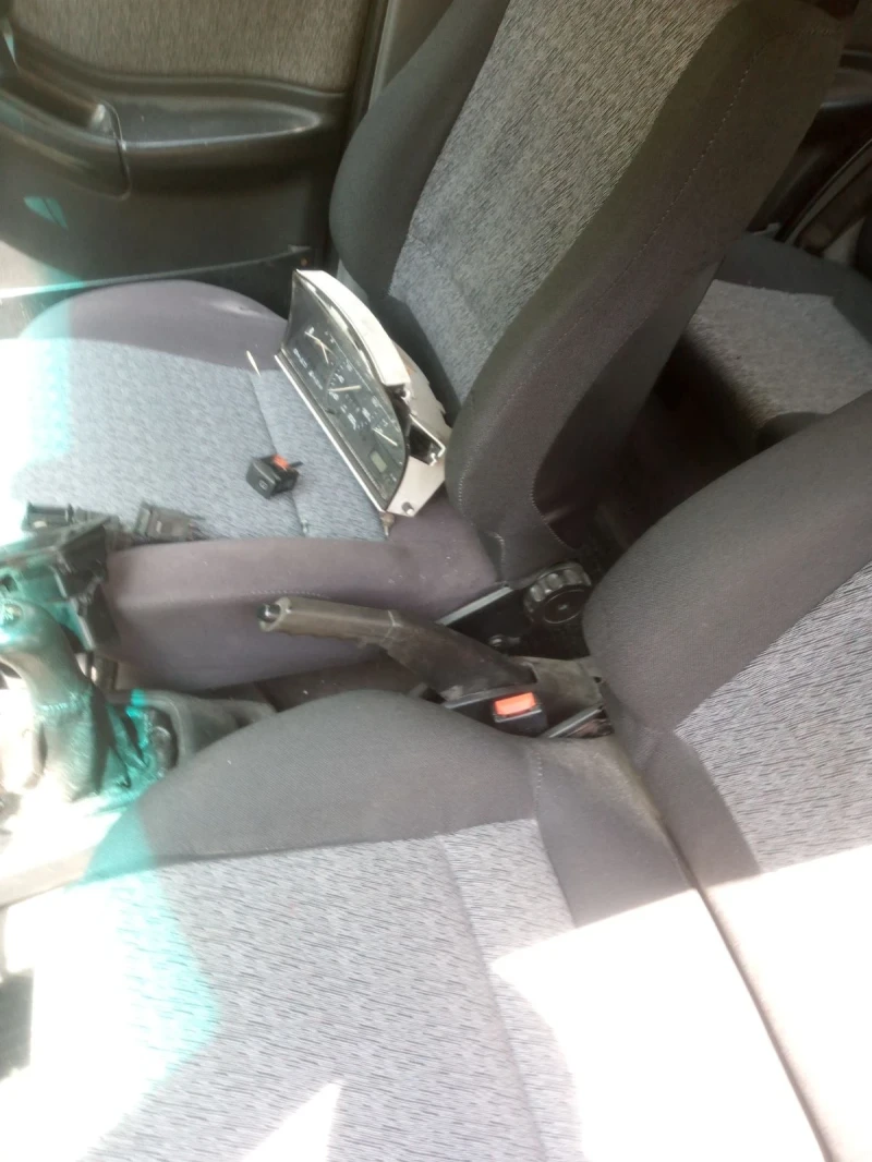 Seat Toledo Газ, снимка 6 - Автомобили и джипове - 53434942