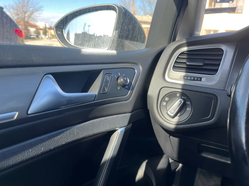 VW Golf, снимка 15 - Автомобили и джипове - 53498468