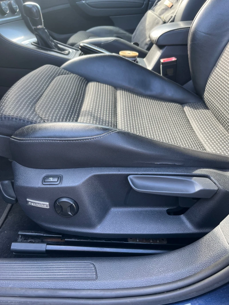 VW Golf, снимка 10 - Автомобили и джипове - 53498468