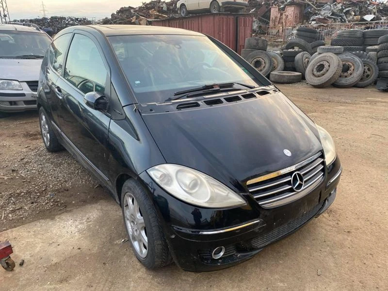 Mercedes-Benz A 180 2.0, снимка 3 - Автомобили и джипове - 41990426