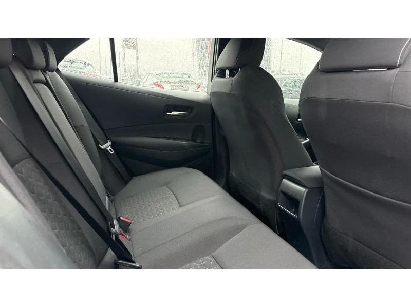 Toyota Corolla HB 1.8 HSD Executive - изображение 7