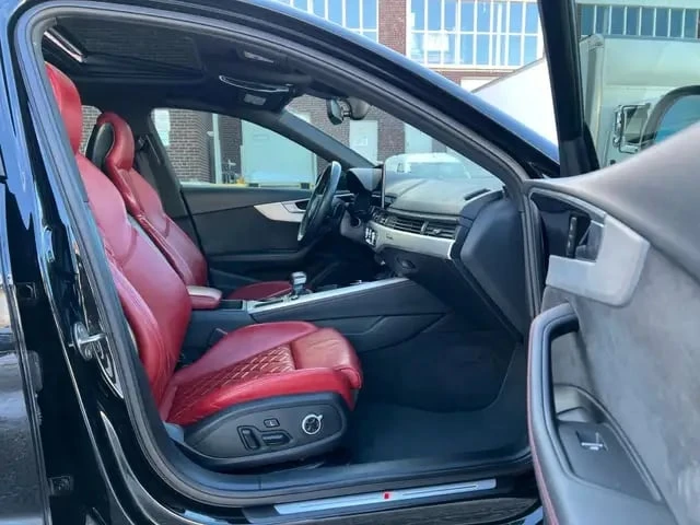 Audi S4 / Progressiv / Quattro AWD / ШИБИДАХ / ПОДГРЕВИ / , снимка 14 - Автомобили и джипове - 53306522