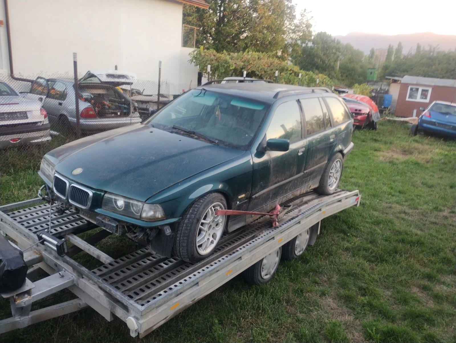 BMW 318 2 бр 1.8I и 1.8TDS - изображение 8
