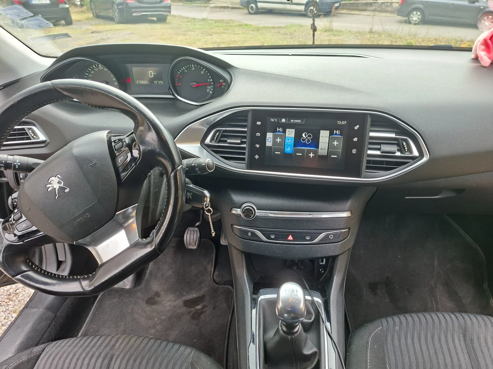 Peugeot 308  - изображение 2