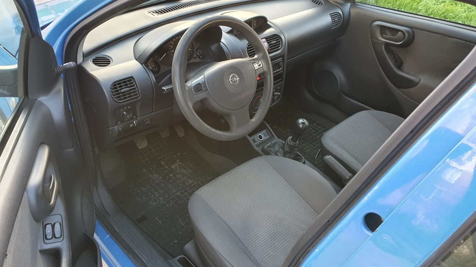 Opel Corsa 1.2 - изображение 5