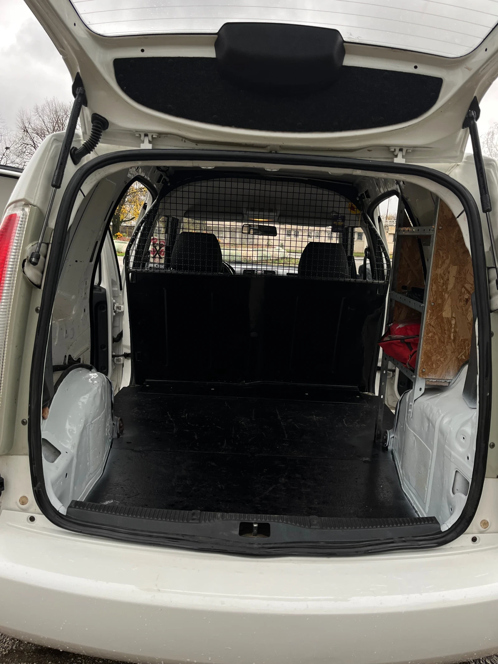 Skoda Praktik 1.4I - изображение 10