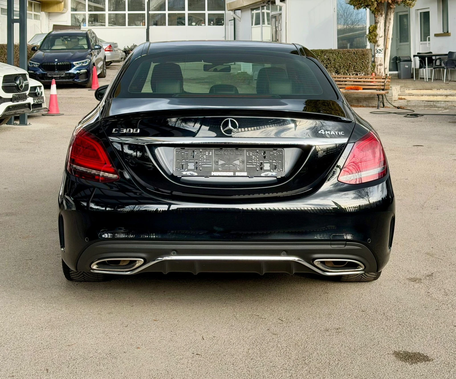 Mercedes-Benz C 300 AMG-Pack 4Matic - изображение 5