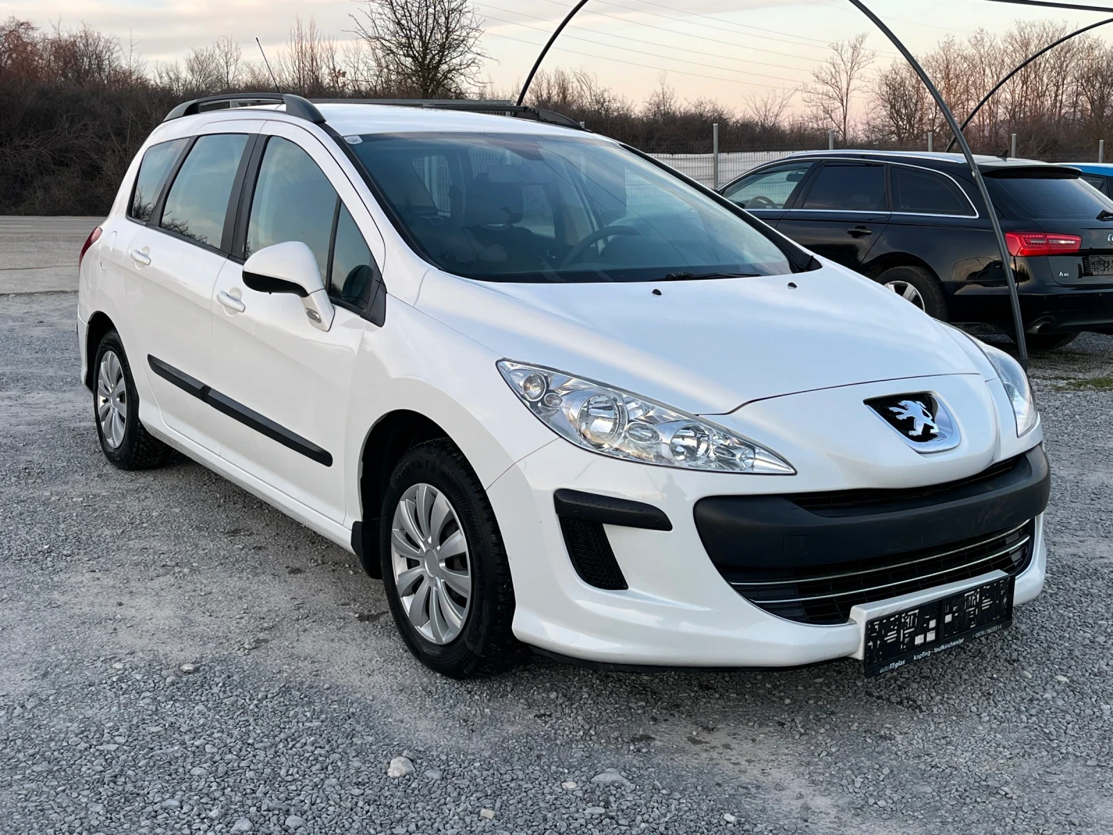 Peugeot 308 1.6 HDI - изображение 8