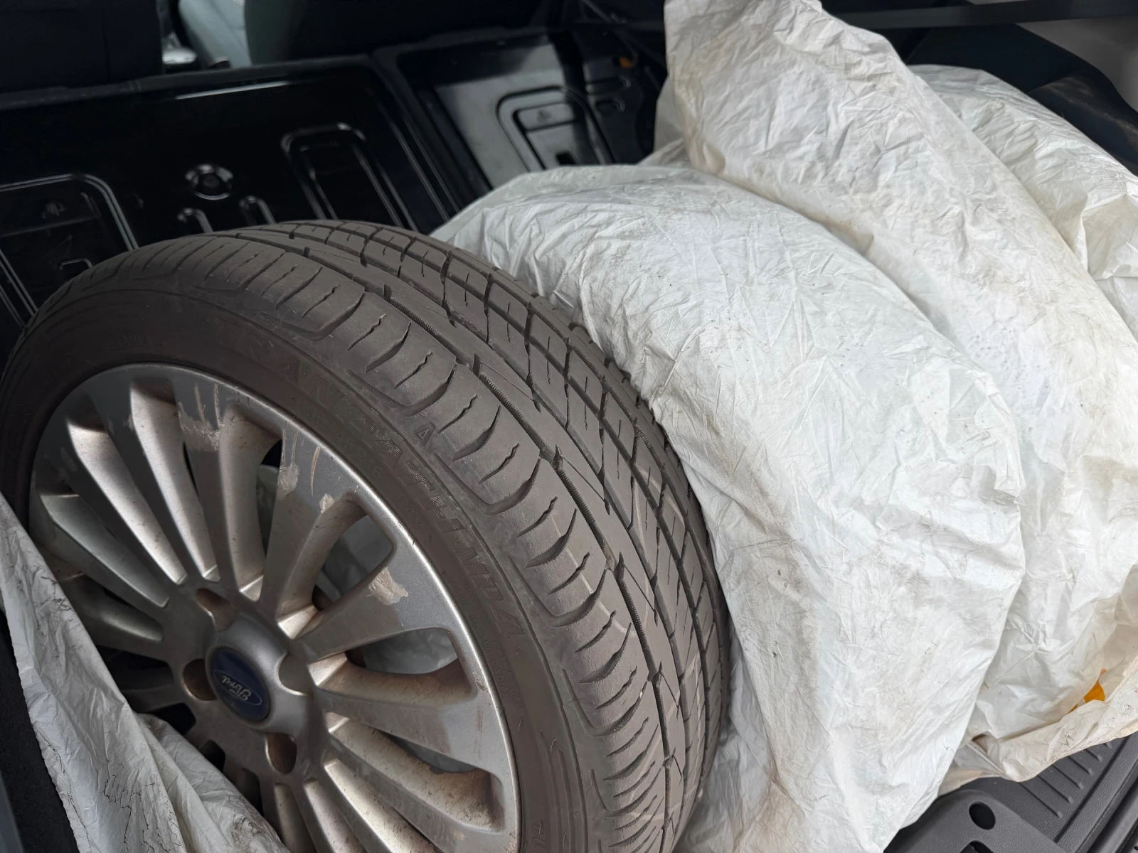 Ford Fiesta 1.2 benzin titanium, снимка 6 - Автомобили и джипове - 54088898