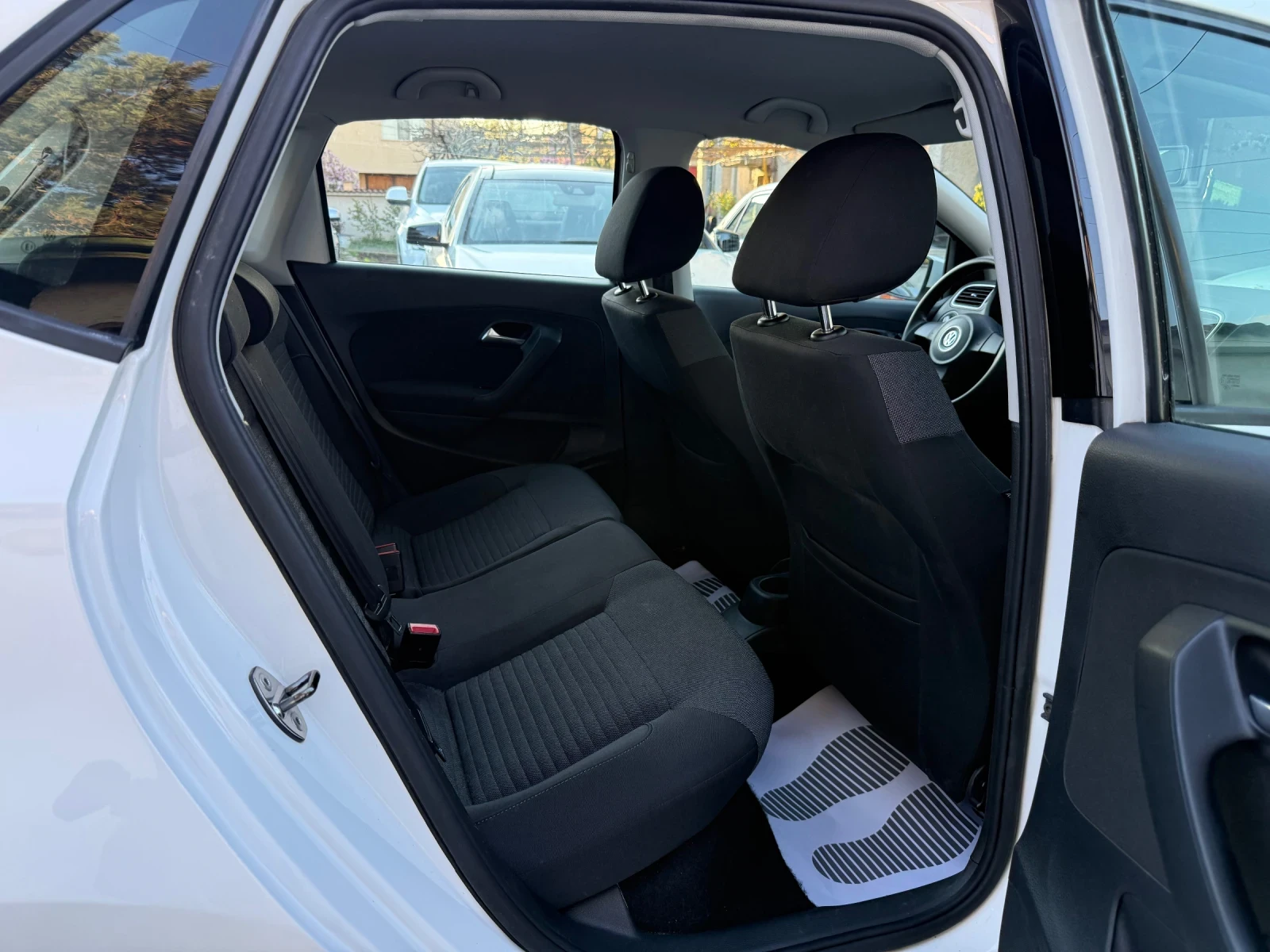 VW Polo 1.6TDI NAVI  | Mobile.bg � ����������� 14