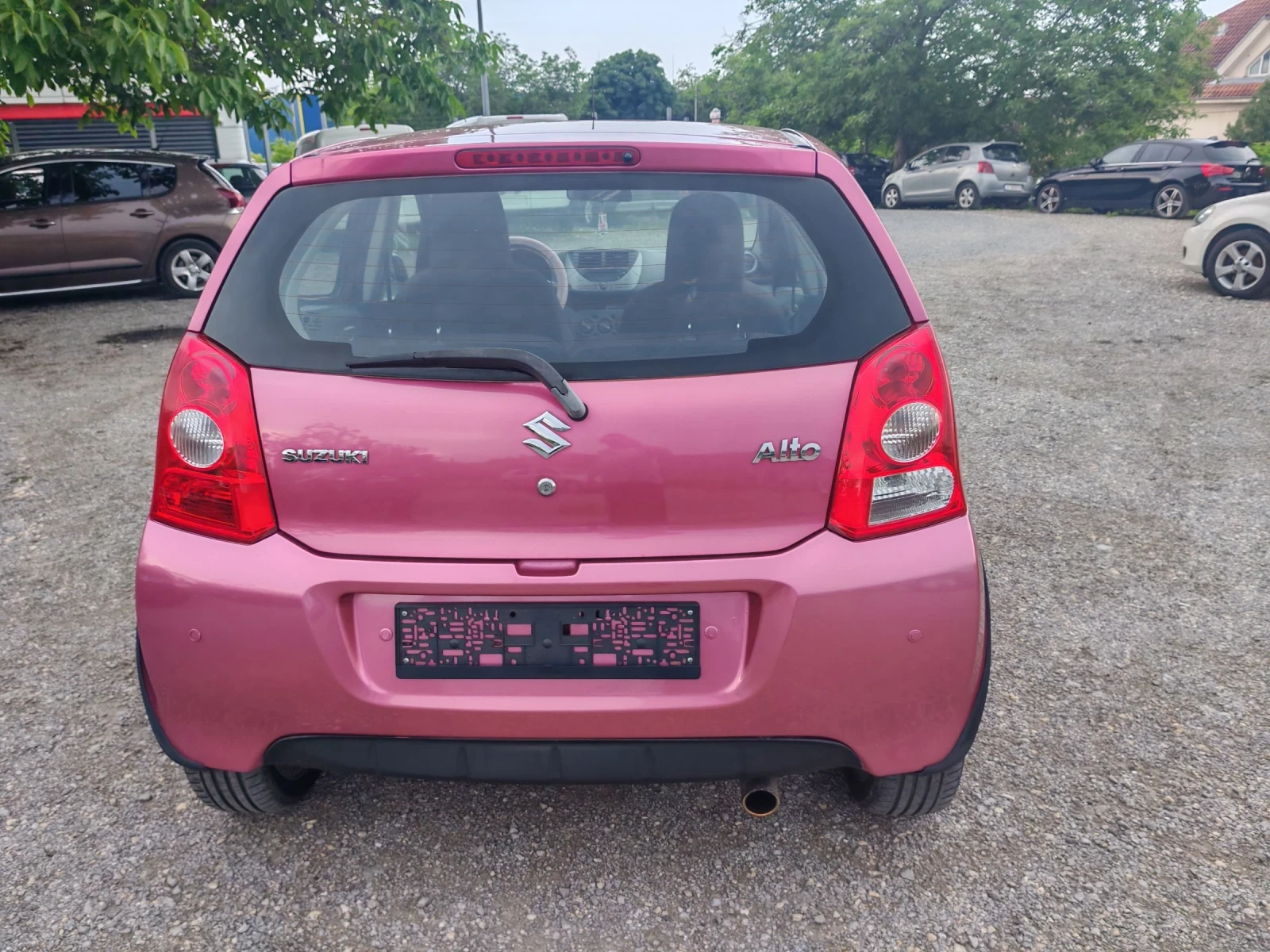 Suzuki Alto 1.0i 2012G klimatik, снимка 9 - Автомобили и джипове - 54805714