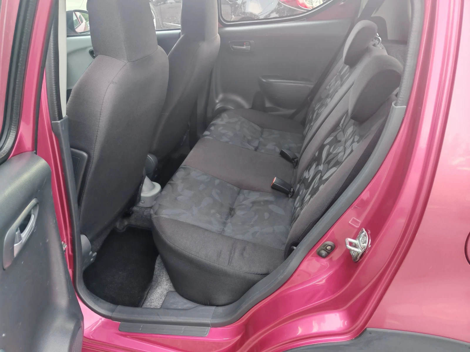 Suzuki Alto 1.0i 2012G klimatik, снимка 17 - Автомобили и джипове - 54805714