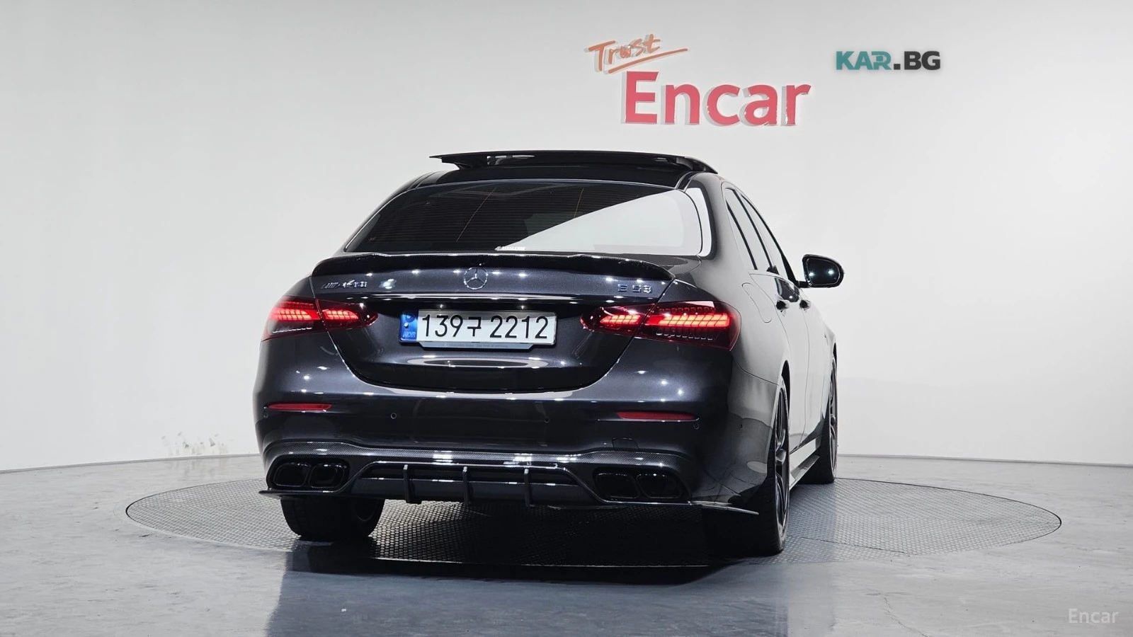 Mercedes-Benz E 53 AMG 4MATIC КОЖА* ПОДГРЕВ* ОБДУХВ* BURMASTER* PANO* 360, снимка 4 - Автомобили и джипове - 55192494