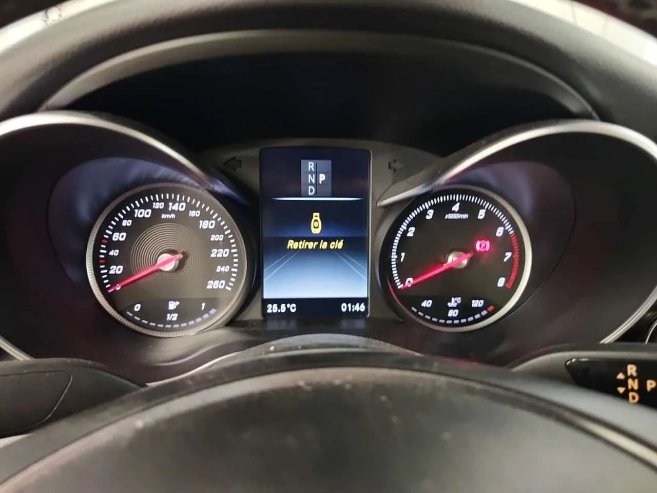 Mercedes-Benz C 300  AMG PACK/ЦЕНА ДО БЪЛГАРИЯ/DISTRONIC , снимка 9 - Автомобили и джипове - 55206727