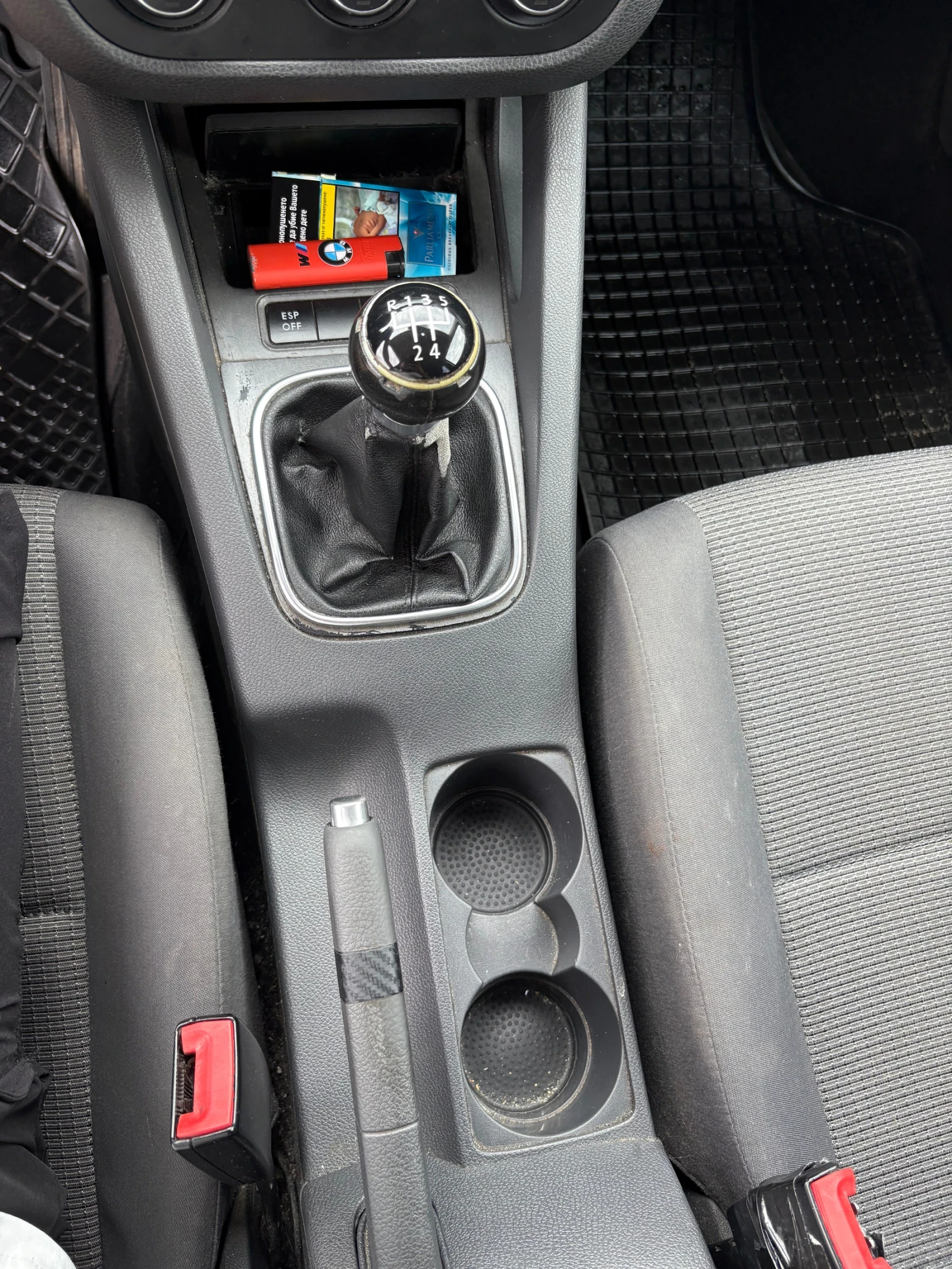 VW Jetta VW Jetta 1.6 + ГАЗ, снимка 13 - Автомобили и джипове - 55296470