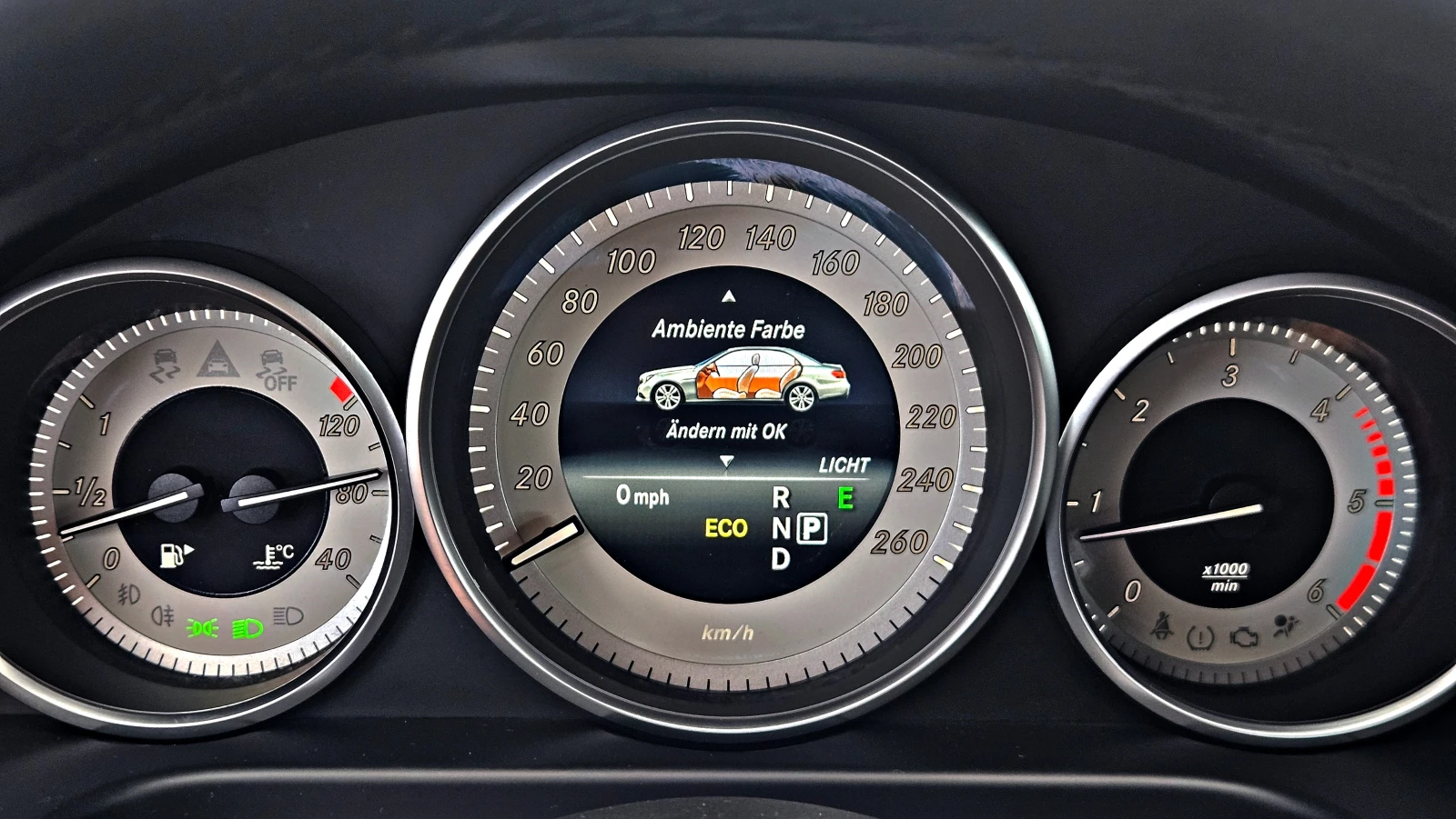 Mercedes-Benz E 350 AMG/FACE/CAMERA/ОБДУХ/ПОДГРЕВ/HARMAN/KARDON/LIZING, снимка 10 - Автомобили и джипове - 55307249