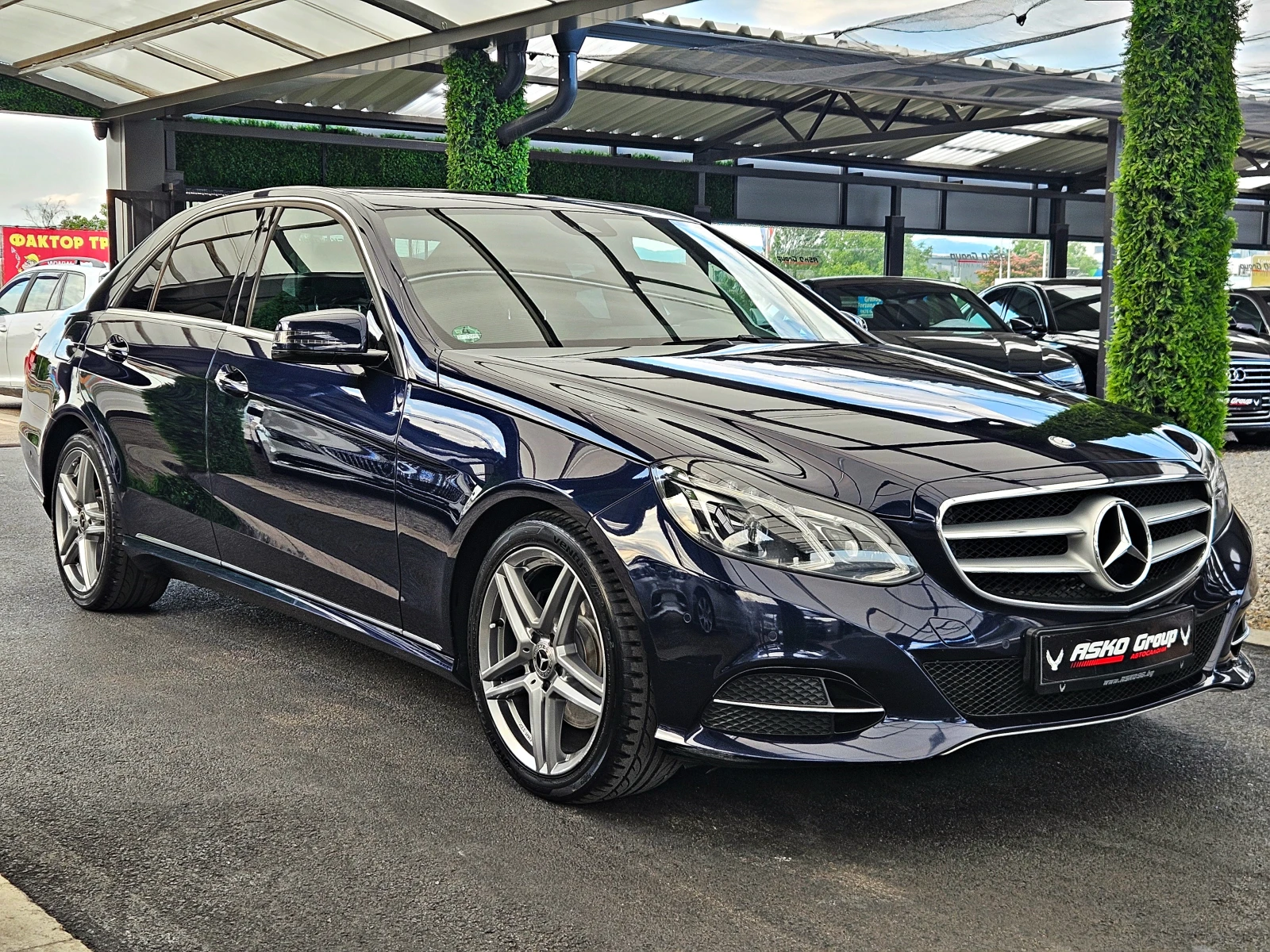 Mercedes-Benz E 350 AMG/FACE/CAMERA/ОБДУХ/ПОДГРЕВ/HARMAN/KARDON/LIZING, снимка 3 - Автомобили и джипове - 55307249
