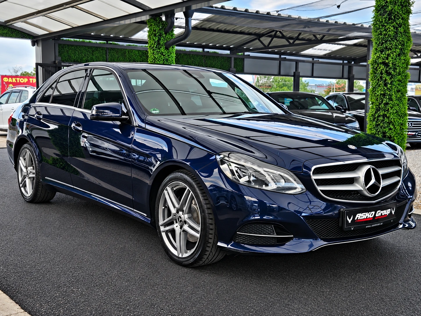 Mercedes-Benz E 350 AMG/FACE/CAMERA/ОБДУХ/ПОДГРЕВ/HARMAN/KARDON/LIZING, снимка 3 - Автомобили и джипове - 55307249