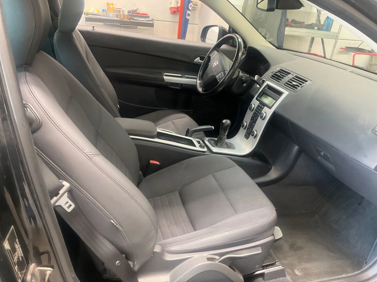Volvo C30 D3, снимка 12 - Автомобили и джипове - 55407809