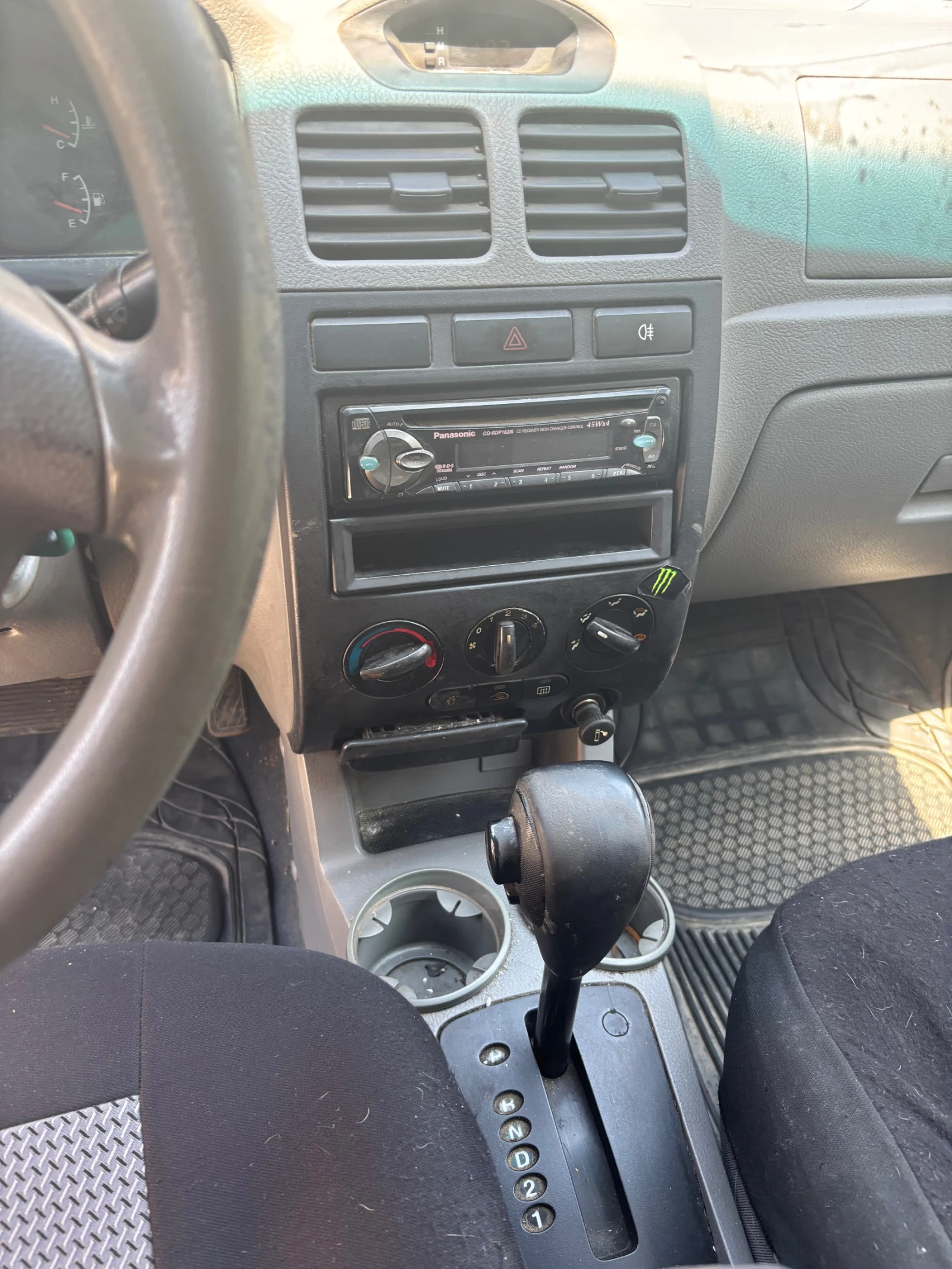 Kia Rio, снимка 6 - Автомобили и джипове - 55453801