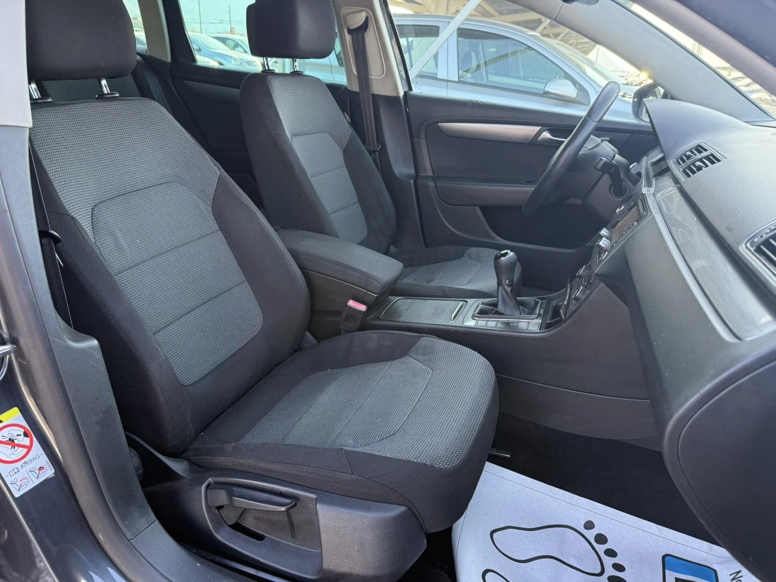 VW Passat 2.0TDi ITALIA, снимка 14 - Автомобили и джипове - 55539021